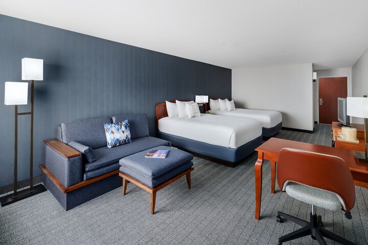 Room 26 of 49