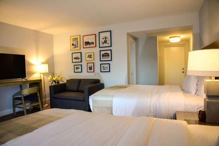 Room 14 of 30