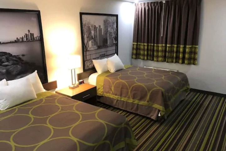 Room 31 of 54