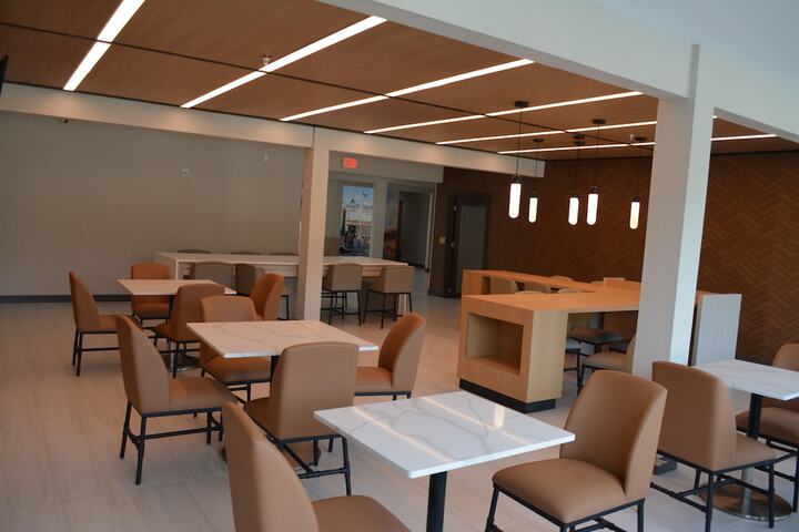 Breakfast/Coffee Service 73 of 77