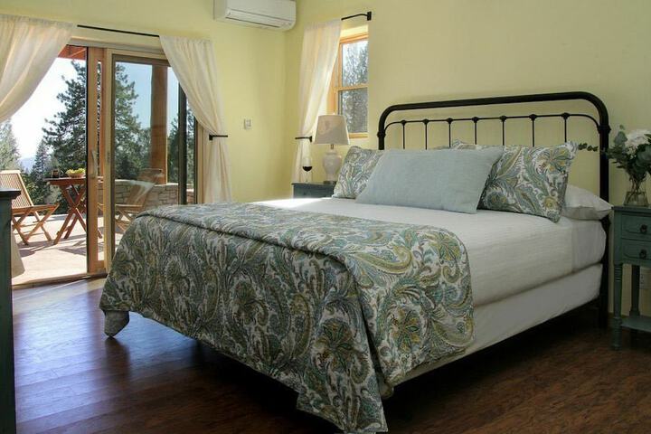 Room 10 of 41