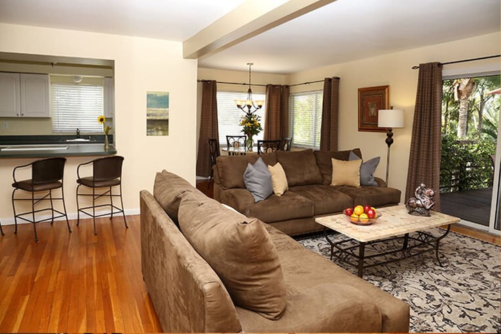 The Cabanas Guesthouse & Spa - Caters to Gay Men