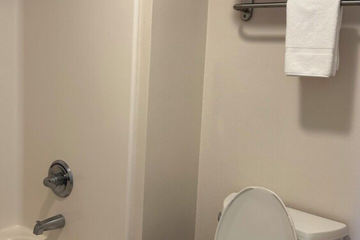 Carom Inn Denham Springs-Baton Rouge