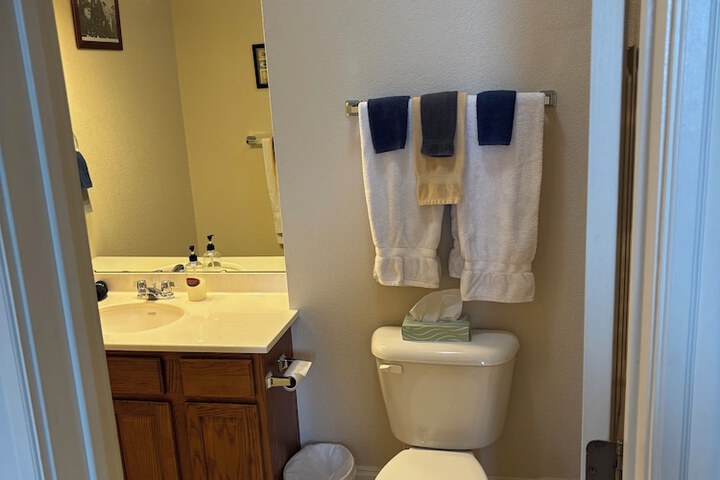Hermann Crown Suites