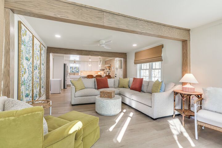 Walk to Lake Texoma: Kingston Retreat w / Deck!