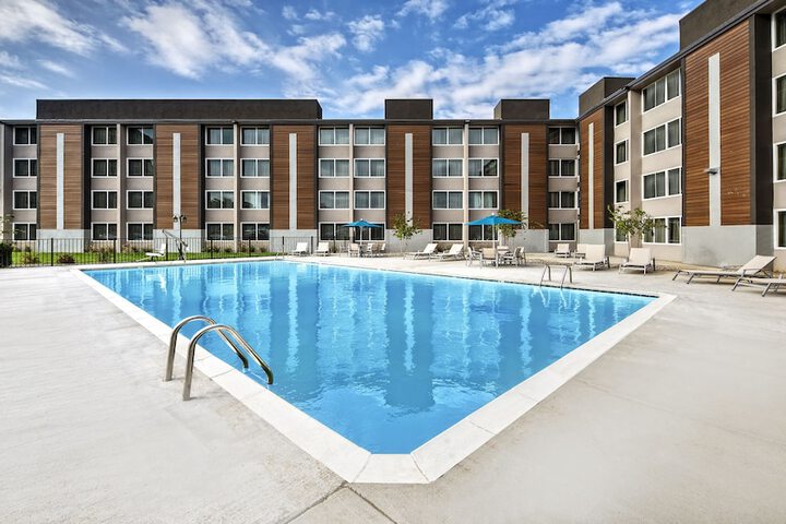 Pool 5 of 29