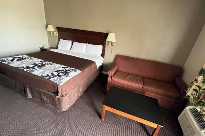 Room 39 of 43
