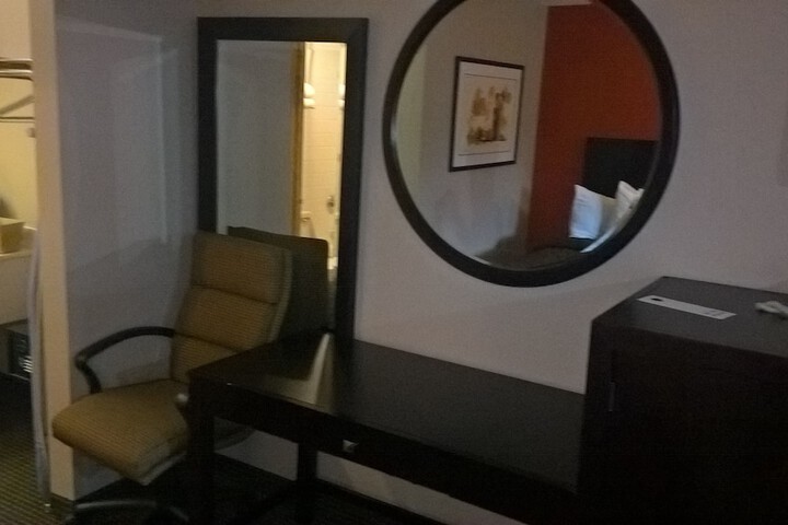 Room 25 of 29