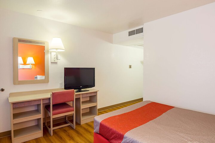 Motel 6 Laramie WY