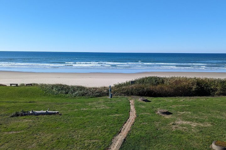 Silver Surf Motel