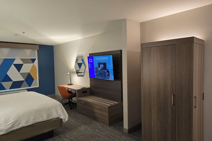 Holiday Inn Express Hotel & Suites Smithfield - Selma I -95 by IHG