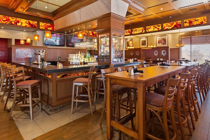 Best Western Plus Lamplighter Inn & Conference Centre