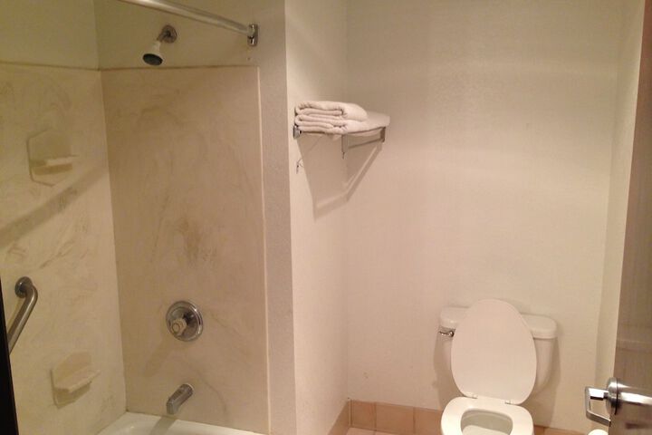 Room 19 of 24