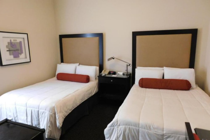 Room 27 of 37