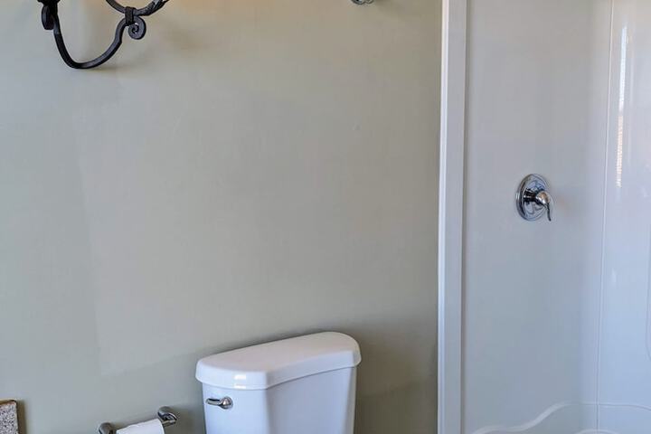 Room 25 of 119