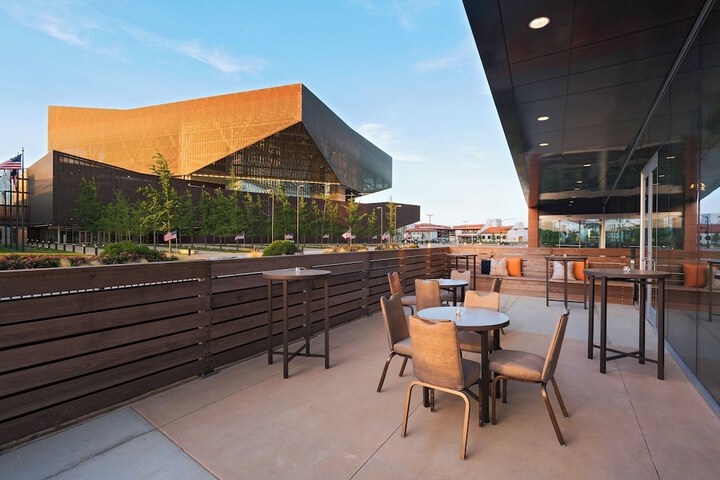 The Westin Irving Convention Center at Las Colinas