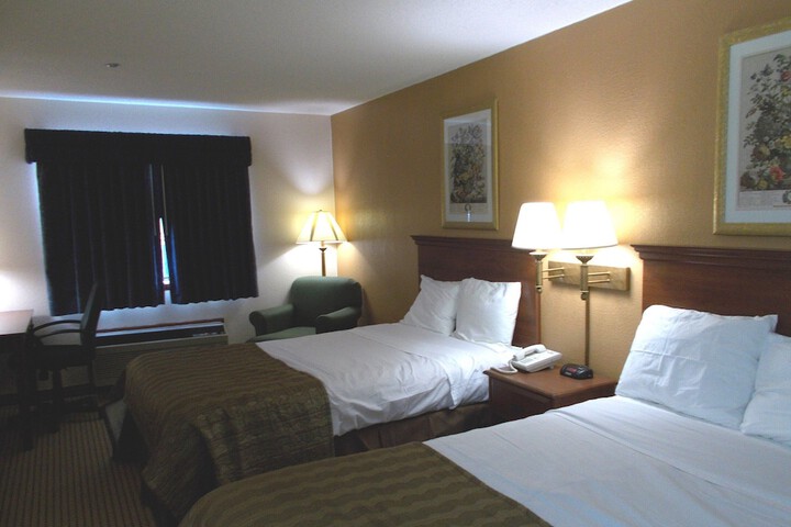 Room 7 of 18