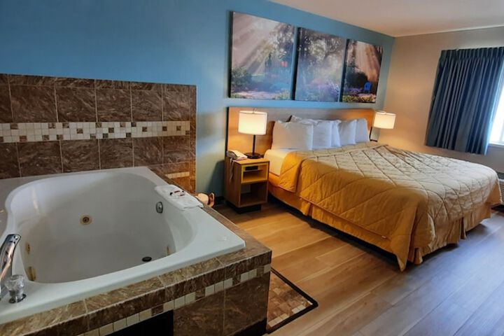 Room 20 of 29