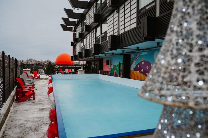 Hotel 2 of 48
