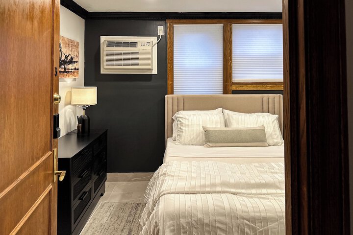 DTW Suites