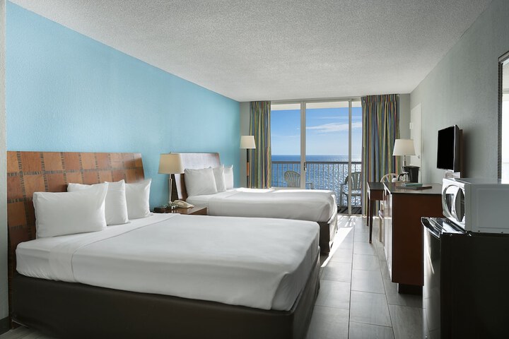Crown Reef Beach Resort and Waterpark