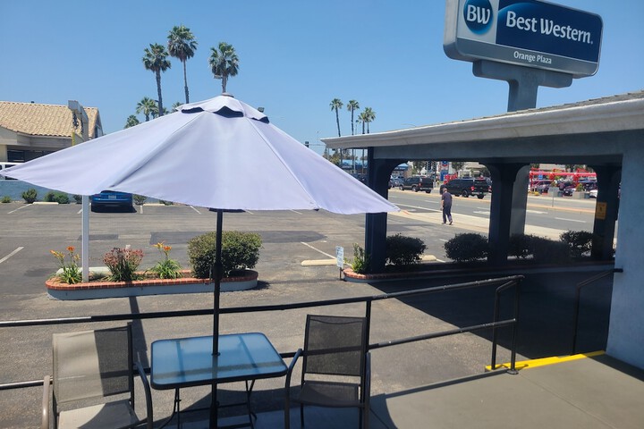Best Western Orange Plaza