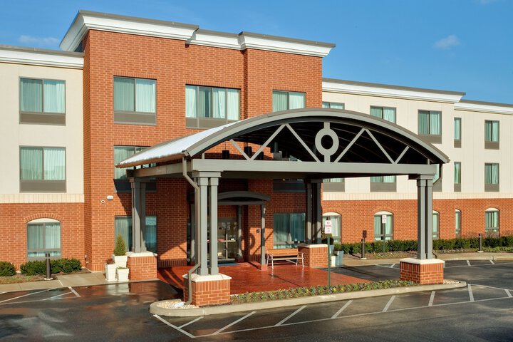 Hotel 4 of 47
