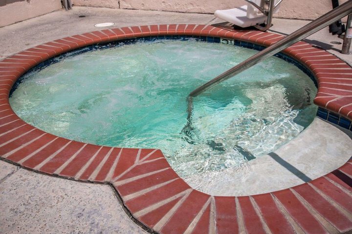 Pool 10 of 49