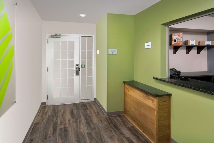 Hotel Interior 13 of 28
