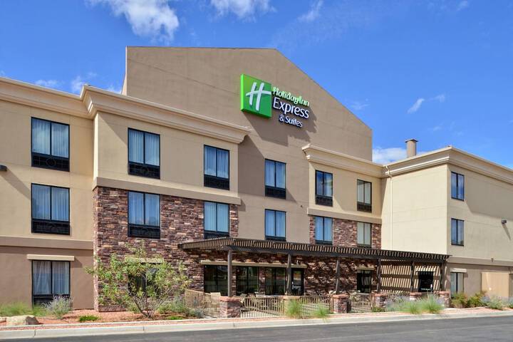 Hotel 3 of 57
