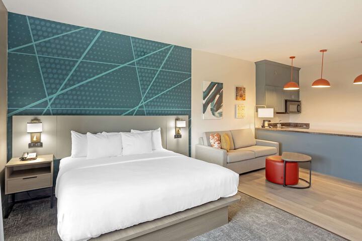 Comfort Suites Bloomsburg