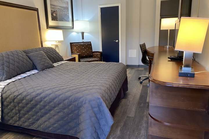 Room 7 of 13