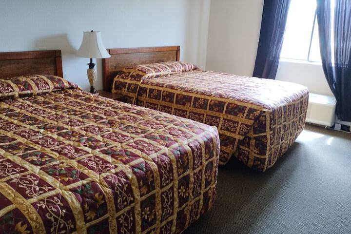 Room 18 of 32
