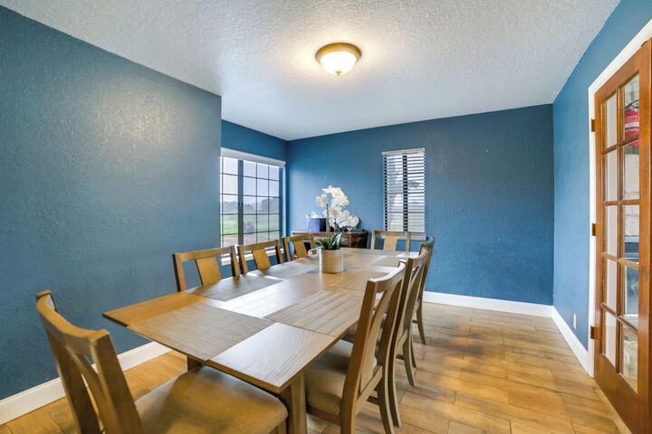 Pet-friendly Hollister Getaway w / Grill!