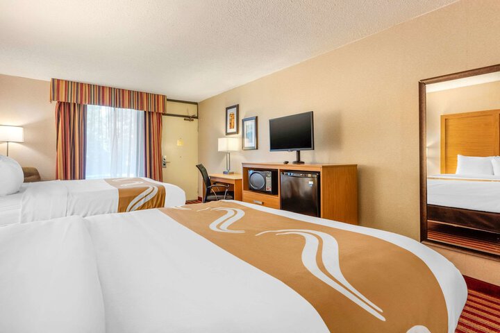 Quality Inn Exit 4