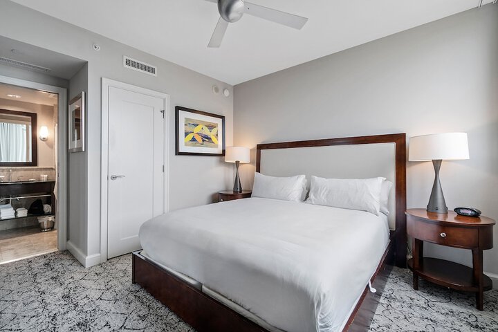 Room 229 of 412