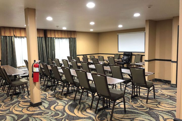 Best Western Plus Coldwater Hotel