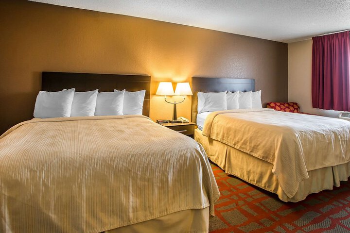 Room 21 of 30