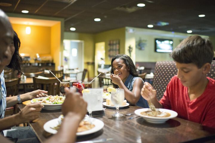 Dining 71 of 93