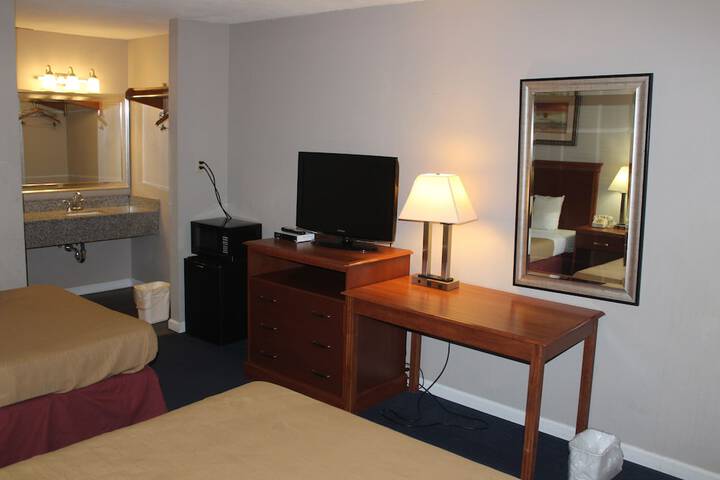 Room 3 of 9