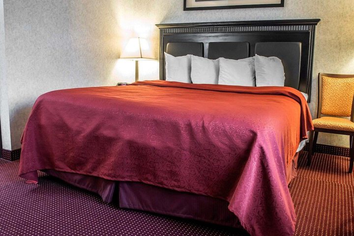 Room 21 of 48