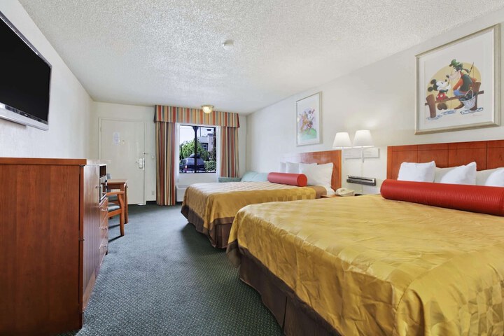Room 14 of 29