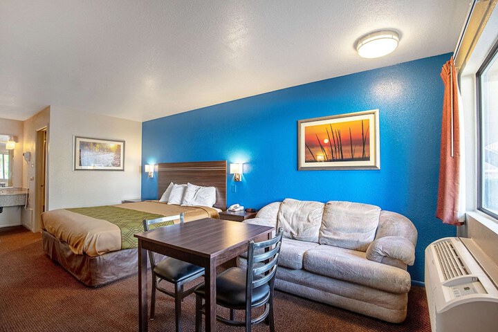 Room 29 of 38