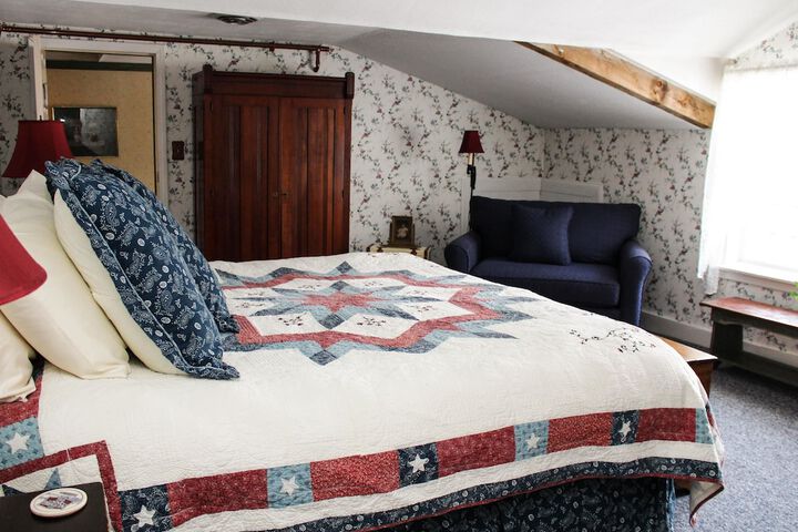 Room 47 of 66
