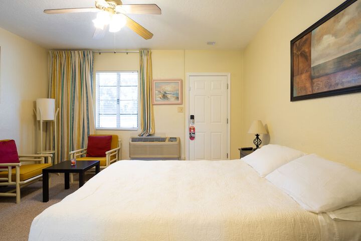 Mar Bay Motel & Suites