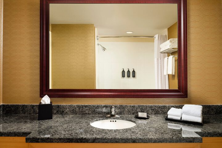 Room 33 of 58