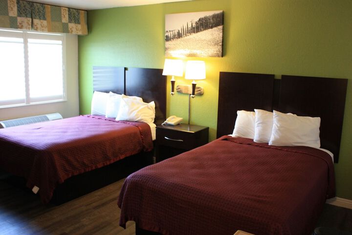 Room 12 of 17