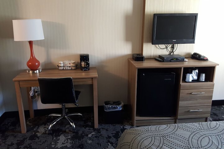 Room 9 of 35