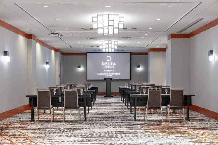 Delta Hotels by Marriott Vancouver Downtown Suites - Downtown Vancouver