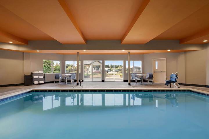 Pool 4 of 46